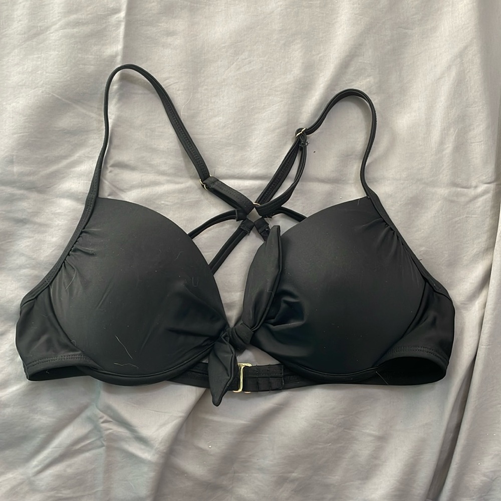 Hot water bikini top